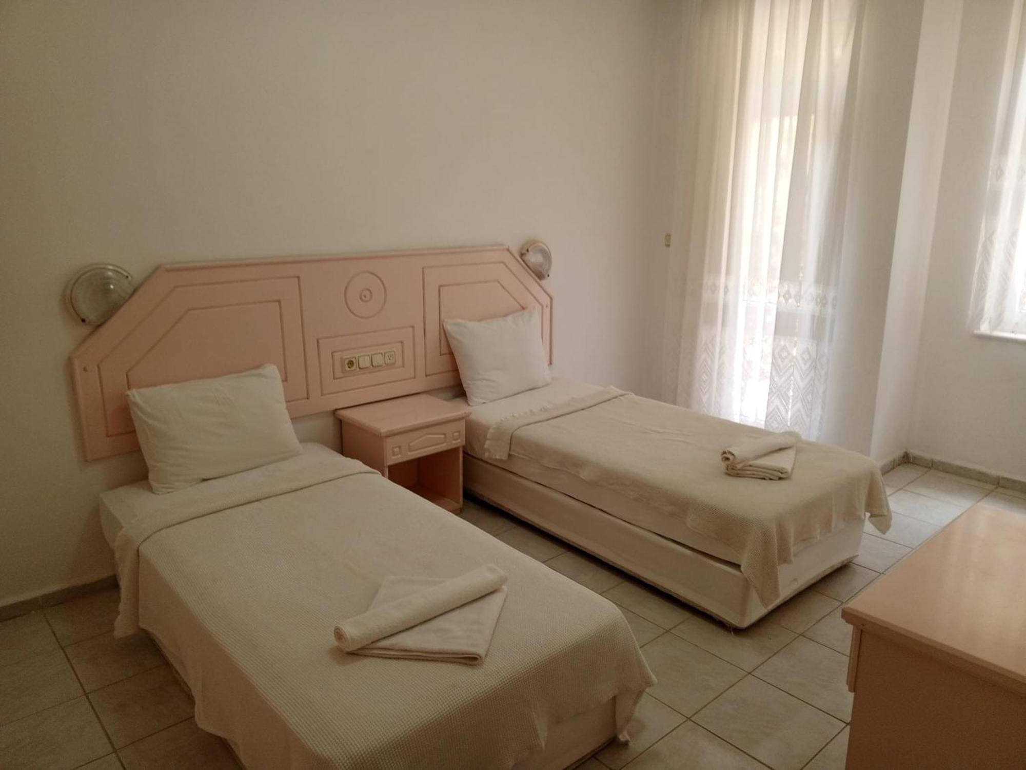 Pembe Koesk Apart Otel Fethiye Exterior photo